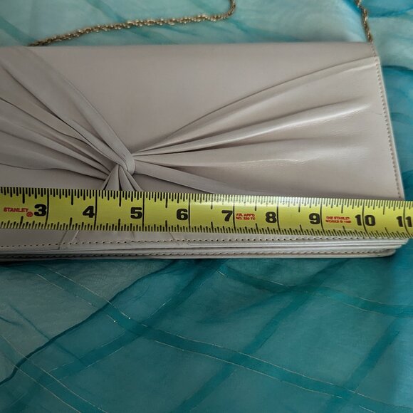 VINTAGE BEIGE CREAM ENVELOPE BAG GENUINE LEATHER 1970s Like New - Picture 9 of 11